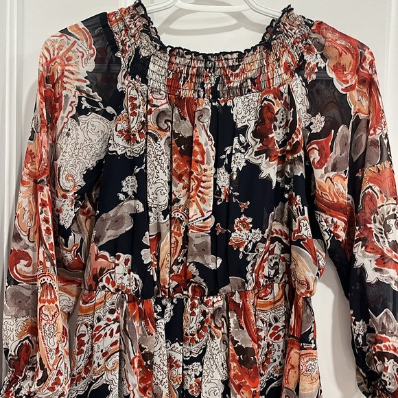 Size 4 Maxi Dress - Picture 3 of 3